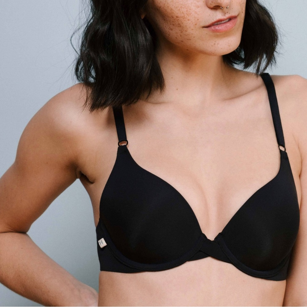 NWT Harper Wilde “The Base” Bra